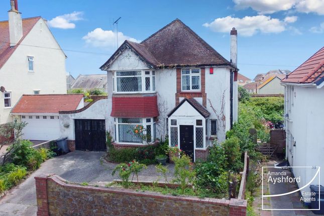 4 bed detached house