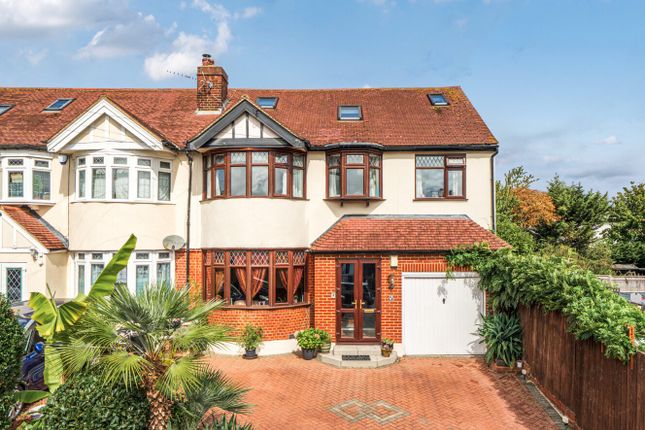 5 bedroom semi-detached house for sale