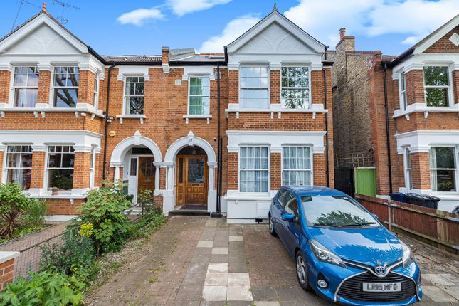 6 bedroom semi-detached house for sale