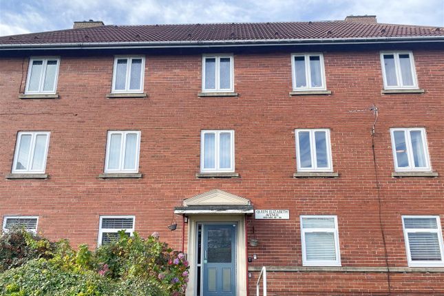 Queen Elizabeth Avenue, Gateshead 2 bed apartment for sale