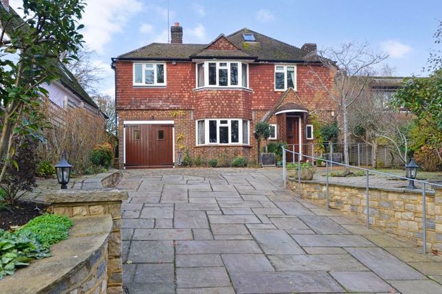 Hullbrook Lane, Shamley Green 4 bed detached house for sale