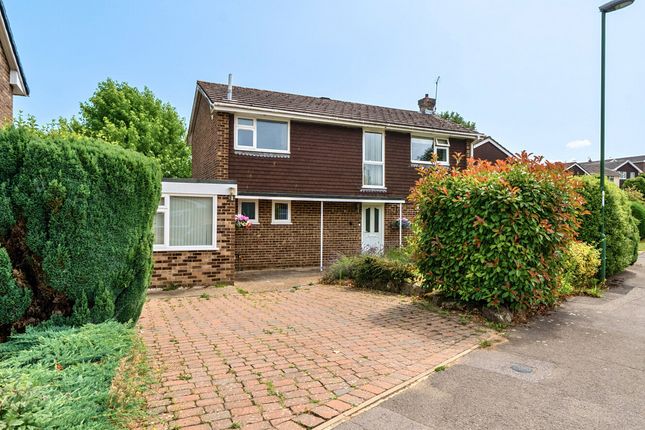 Glebelands, Pulborough, RH20 4 bed detached house for sale