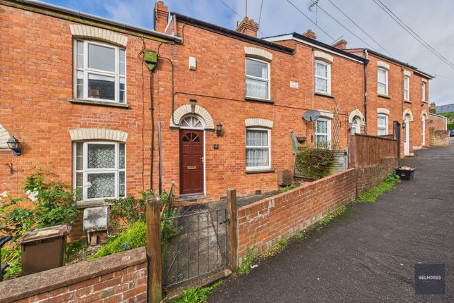 High Street, Crediton, EX17 2 bed terraced house for sale