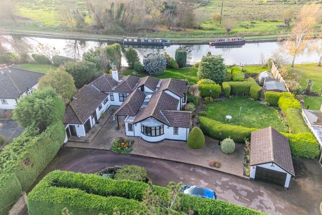 4 bed detached bungalow