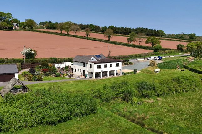 Pontithel, Brecon, Powys. 6 bed detached house for sale