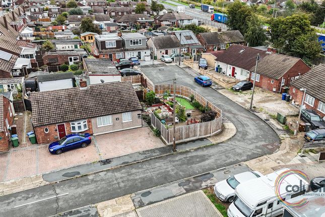 2 bedroom semi-detached bungalow for sale