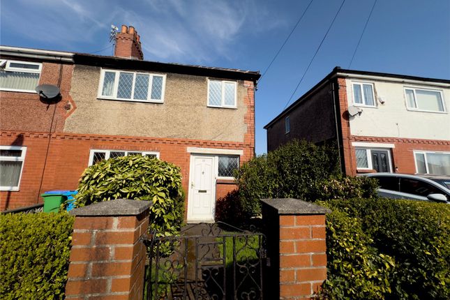 Farmway, Alkrington, Middleton... 3 bed semi