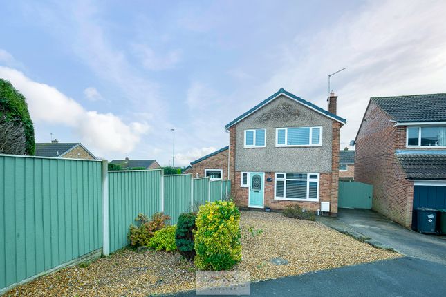 Aylsham Drive, Sheffield S26 3 bed detached house for sale