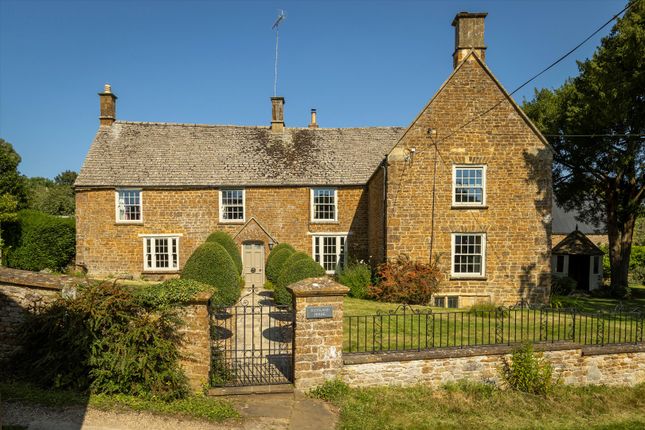 Hook Norton, Oxfordshire, OX15 8 bed detached house for sale