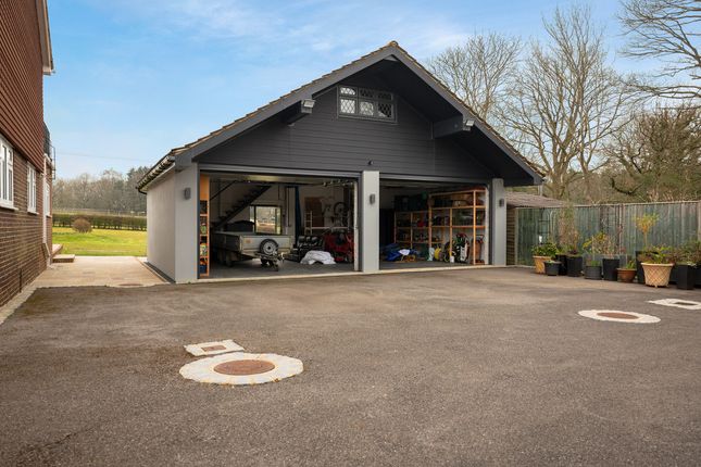 Walliswood, Surrey, RH5 5 bed detached house for sale