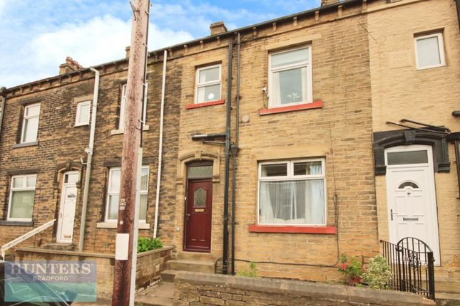 Holme Lane Bradford, West Yorkshire... 5 bed terraced house for sale