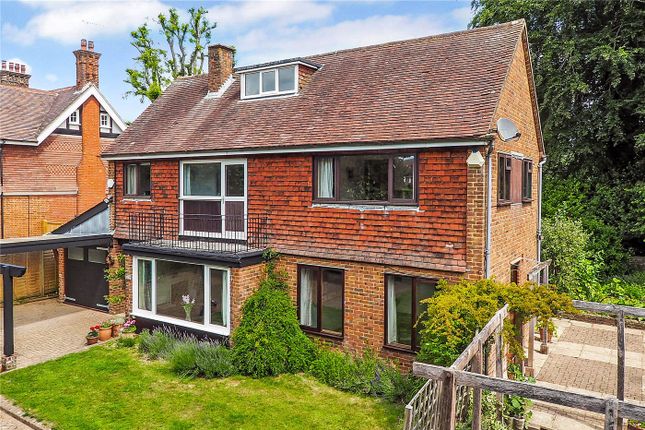 The Avenue, Petersfield, Hampshire, GU31 4 bed detached house for sale