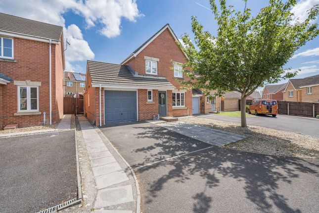 Chestnut Bush, Bridgend CF31 3 bed detached house for sale