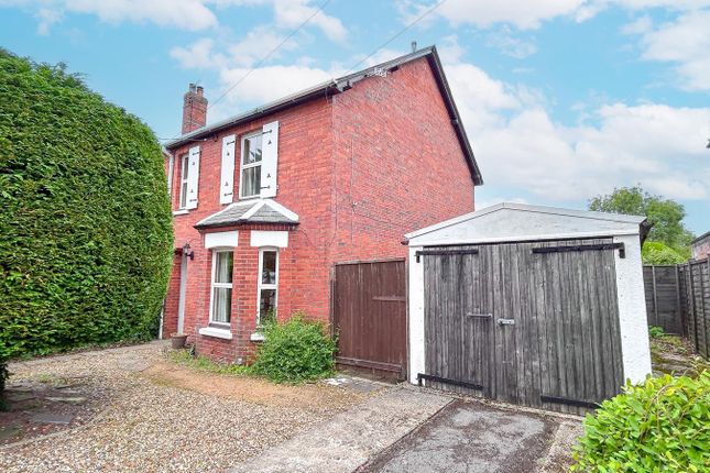Tattenham Road, Brockenhurst, SO42 3 bed semi