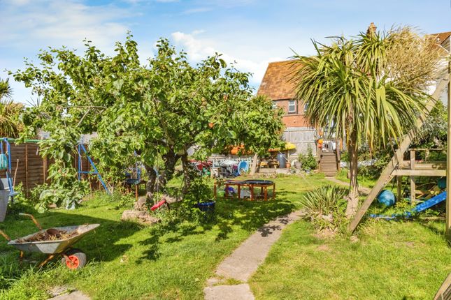 10 bedroom detached house for sale