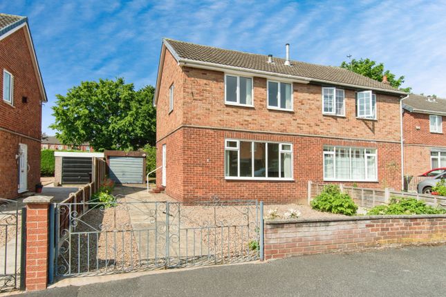 3 bedroom semi-detached house for sale