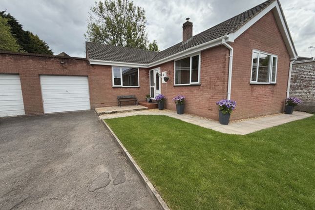 Fir Tree Lane, St George, Bristol, BS5 3 bed detached bungalow for sale