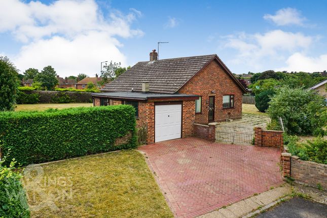 Farm Close, Bungay 2 bed detached bungalow for sale
