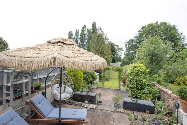 Ashgate Road, Chesterfield 2 bed detached house for sale