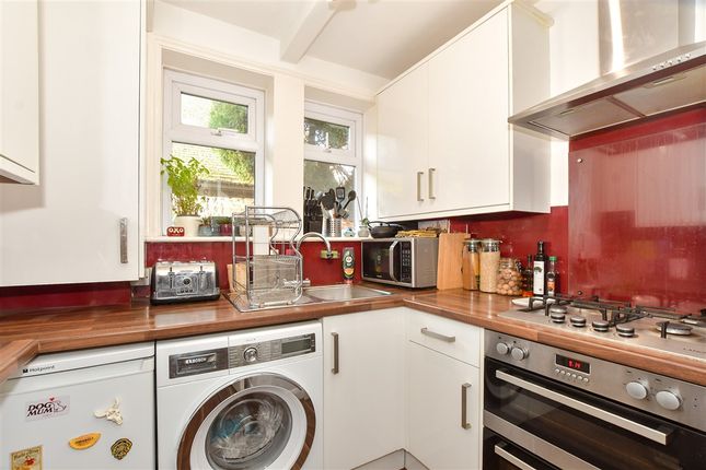 Cavendish Road, Redhill, Surrey 1 bed ground floor flat for sale