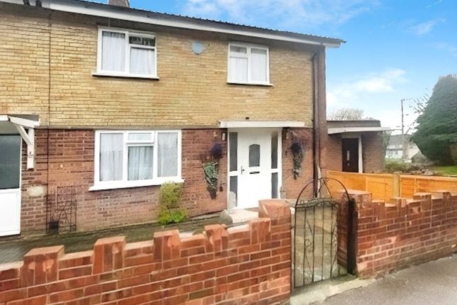 Lea Bushes, Hertfordshire WD25 3 bed terraced house for sale