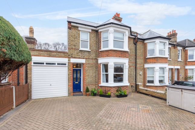 Longlands Park Crescent, Sidcup, DA15 4 bed semi