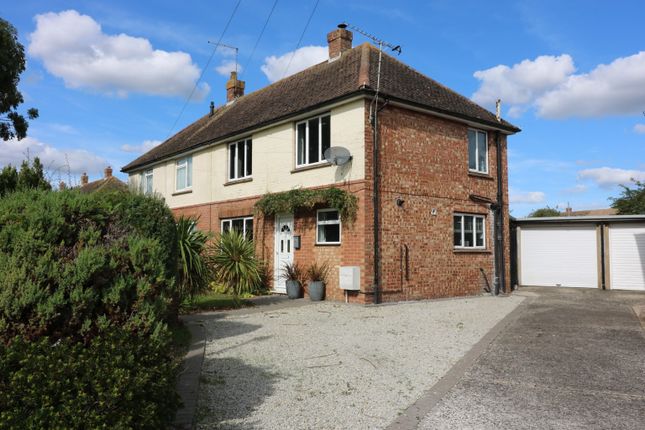 Laburnum Avenue, Sandwich, Kent, CT13 2 bed semi
