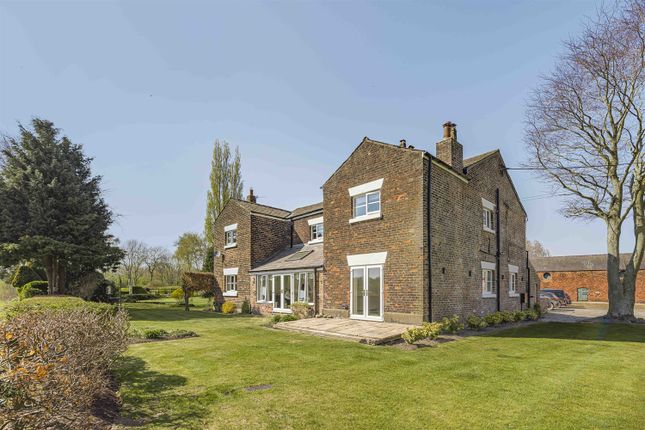 6 bedroom detached house for sale