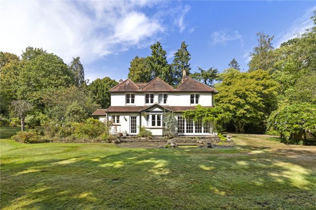 Blackhorse Road, Woking, Surrey, GU22 5 bed detached house for sale