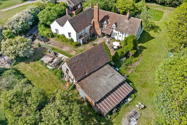 3 bed detached house