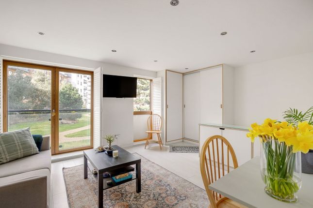 Plough Lane, London SW19 1 bed flat for sale
