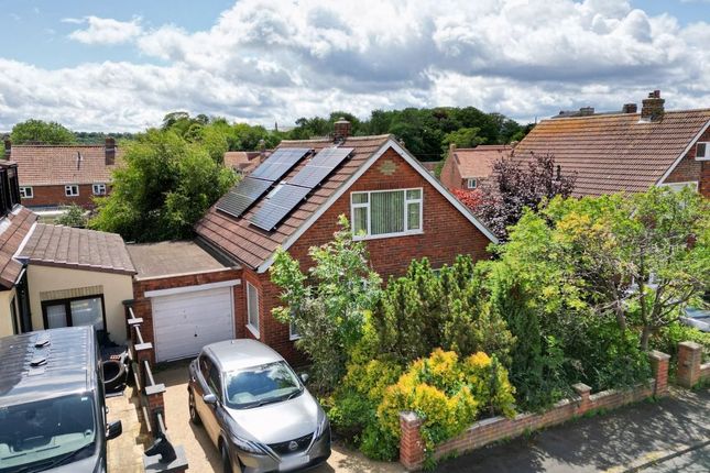11 Meadowfields, Whitby 3 bed detached bungalow for sale