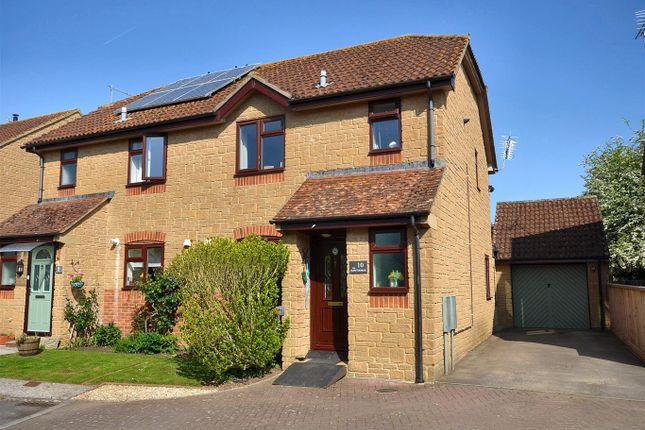 The Hawthorns, Stalbridge... 3 bed semi