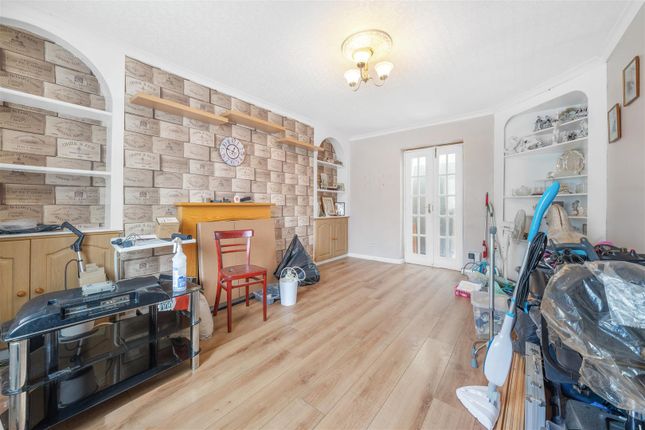 Oak Grove Road, Penge, London, SE20 3 bed semi