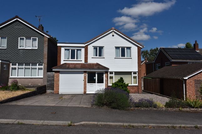 Whitehall Road, Kingswinford DY6 3 bed detached house for sale