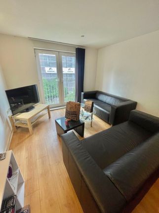 2 bed flat
