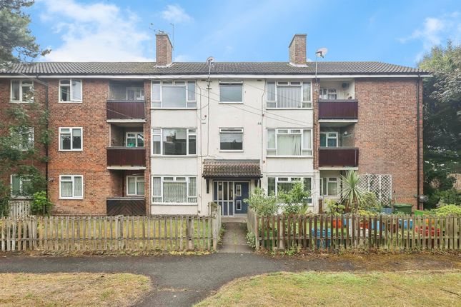 3 bedroom flat for sale