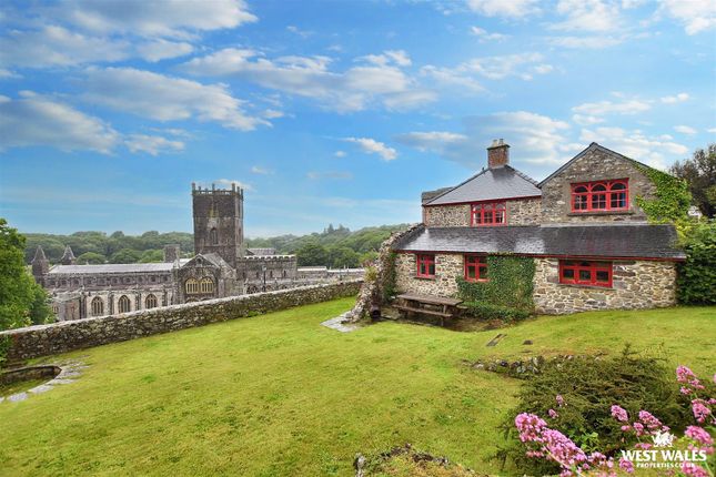 The Pebbles, St. Davids, Haverfordwest 5 bed detached house for sale