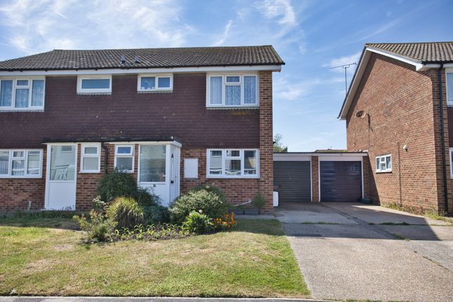 Links Road, Deal, Kent, CT14 3 bed semi