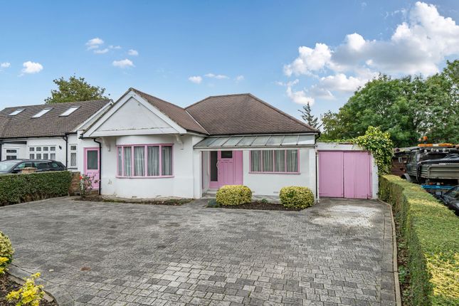 Grasmere Gardens, Harrow, HA3 2 bed detached bungalow for sale