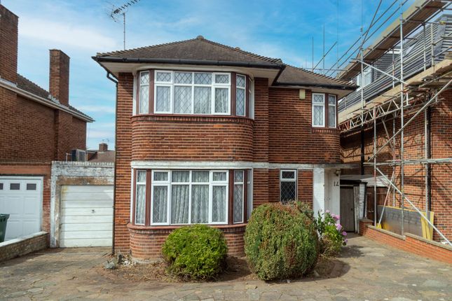 Francklyn Gardens, Edgware, HA8 3 bed detached house for sale