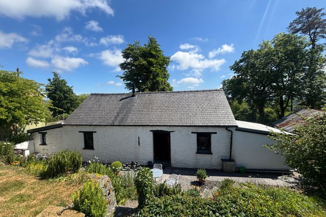 Ffarmers, Llanwrda, SA19 1 bed detached house for sale
