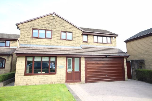 Aintree Drive, Rochdale OL11 4 bed detached house for sale