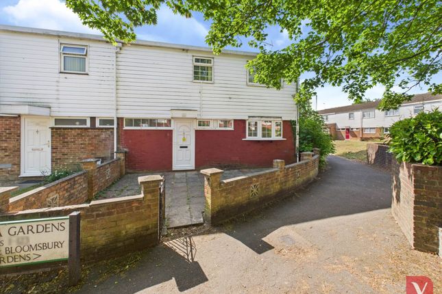 Chelsea Gardens, Dunstable LU5 3 bed end of terrace house for sale