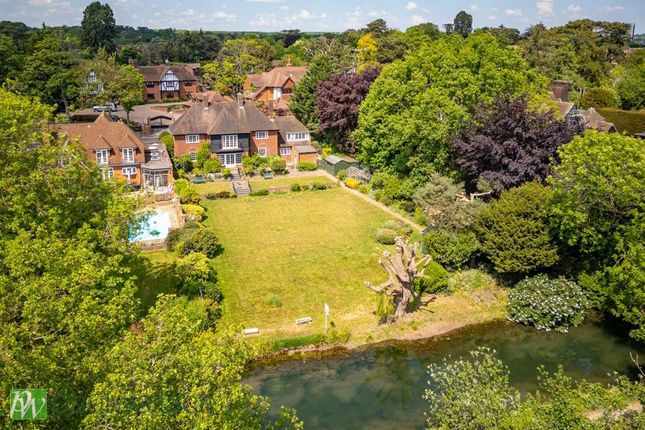 The Myth, Yewlands, Hoddesdon 5 bed detached house for sale