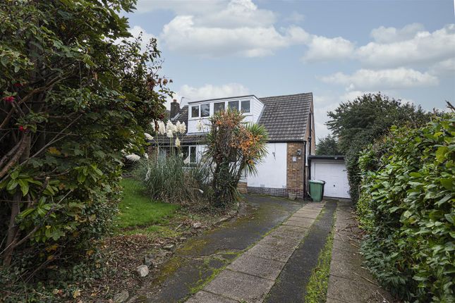 Bradley Grange Gardens, Huddersfield HD2 3 bed detached bungalow for sale