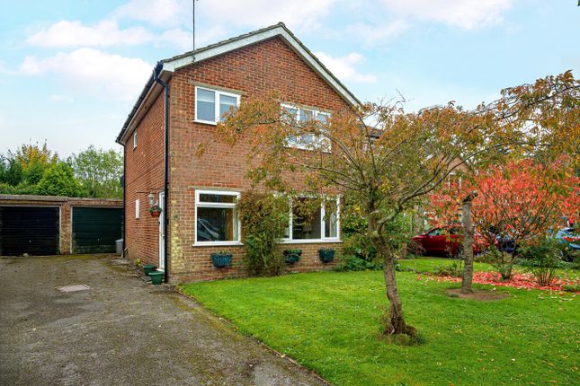 Meadway, Haslemere, Surrey, GU27 3 bed semi