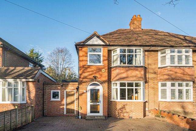 Mead Way, Bromley, Kent, BR2 3 bed semi