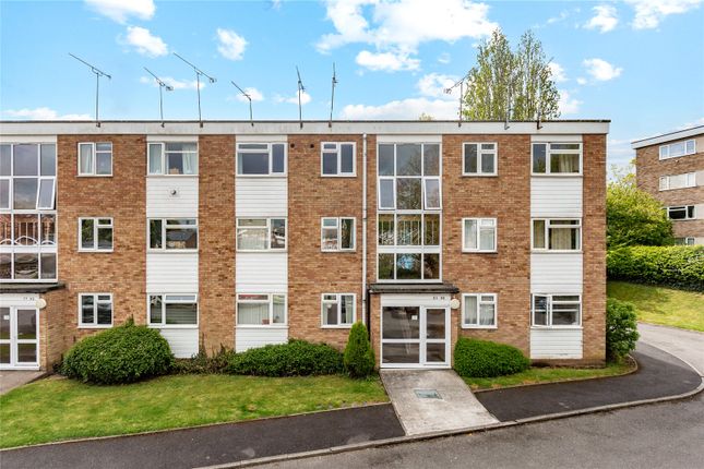 Haig Court, Chelmsford, Essex, CM2 2 bed apartment for sale