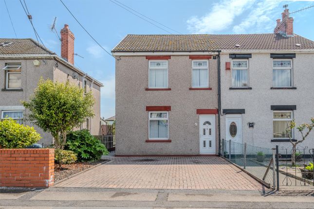Cocker Avenue, Cwmbran NP44 3 bed semi